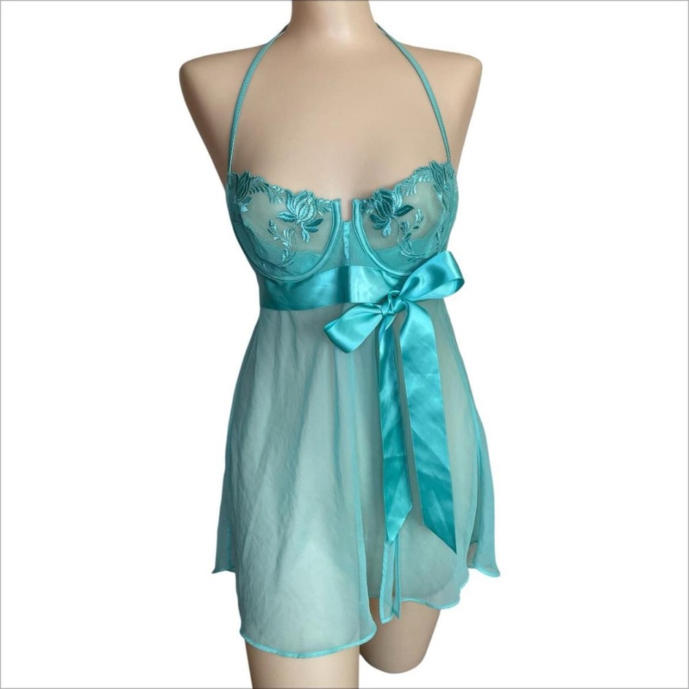 Victoria’s Secret Very Sexy NWT Aqua Blue Babydoll Chemise with Bow